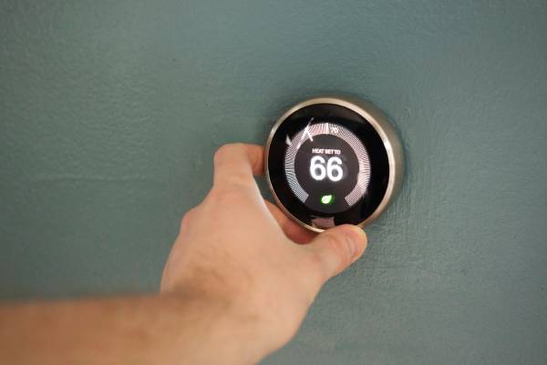 Smart thermostat in Tennessee home