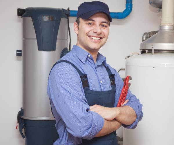 water heater repair technician servicing a tennessee home